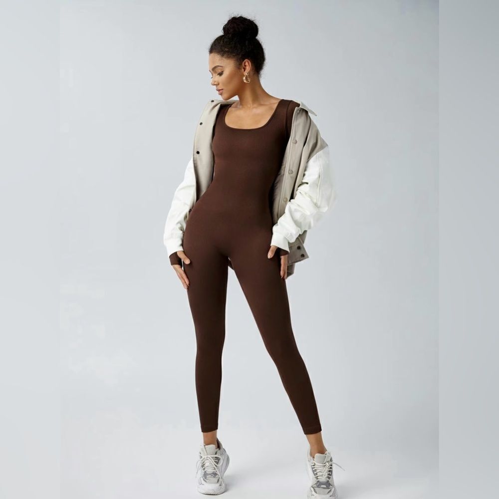 Solid Ribbed Long Sleeve Sports Jumpsuit Brown